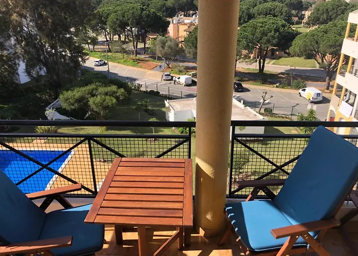 Modern Top Floor Apartment 60M2 - Balcony With Pool & Sea View - Vilamoura