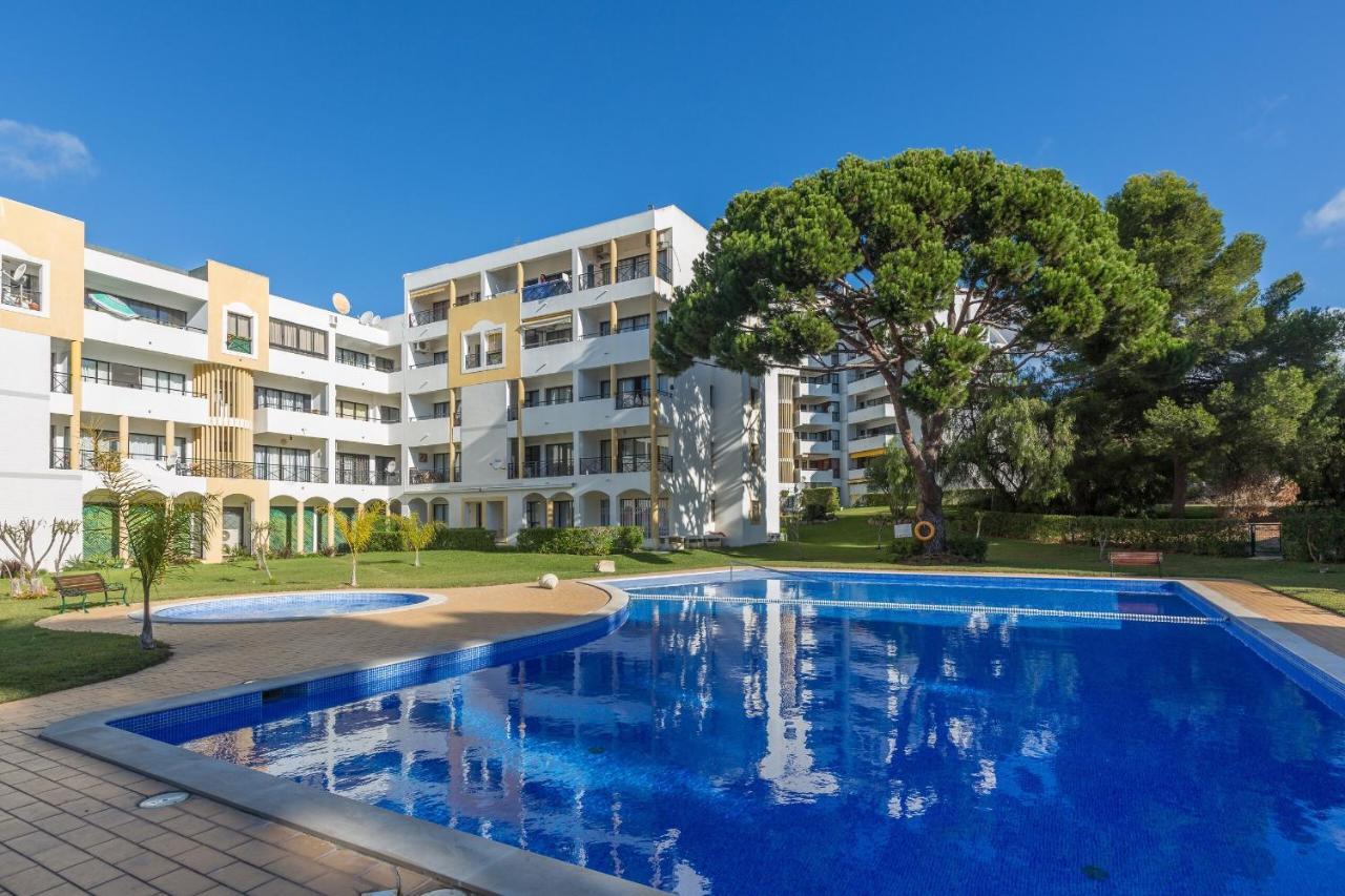 Modern Floor 60m2 - Balcony With Pool & Sea View - Apartment Vilamoura