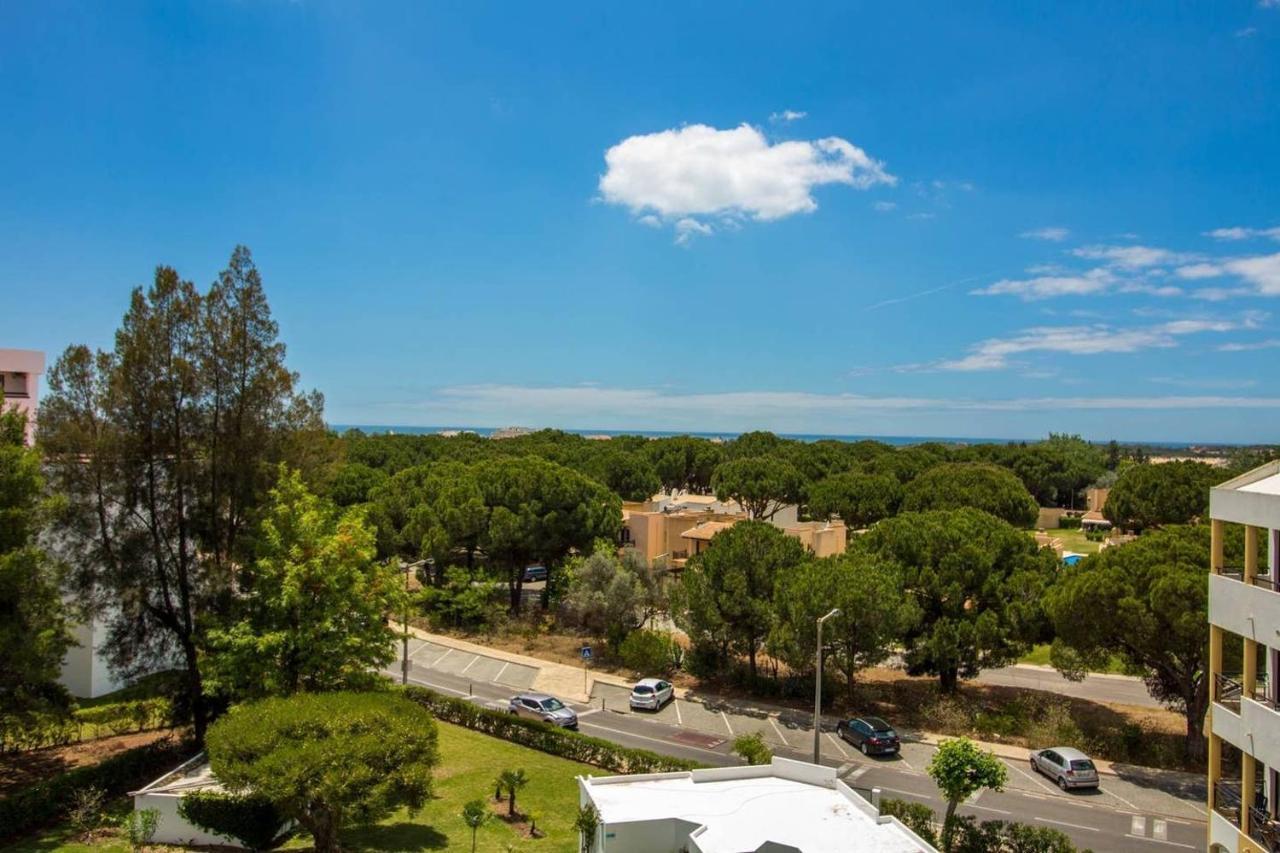Modern Floor 60m2 - Balcony With Pool & Sea View - Appartamento